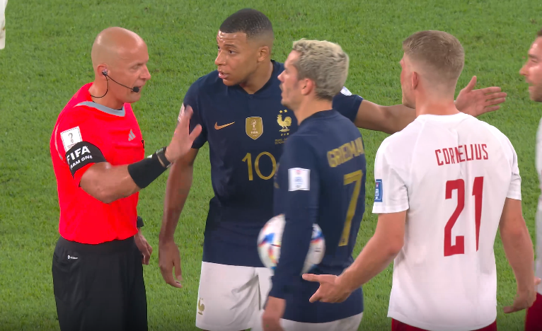 姆巴佩梅开二度助巴黎逆转图卢兹